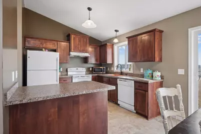 312 10th Street SE, Freeport, MN 56331 - Photo 16