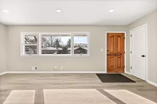 5808 Pearson Dr, Brooklyn Center, MN 55429 - Photo 16