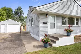 5808 Pearson Dr, Brooklyn Center, MN 55429 - Photo 2