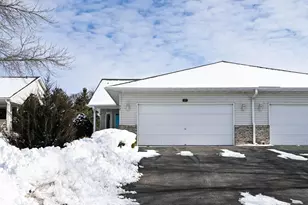 517 Buffalo Run Rd, Buffalo, MN 55313 - Photo 2