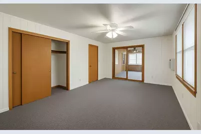 810 57th Avenue N, Brooklyn Center, MN 55430 - Photo 8