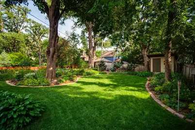 156 Arthur Avenue SE, Minneapolis, MN 55414 - Photo 2