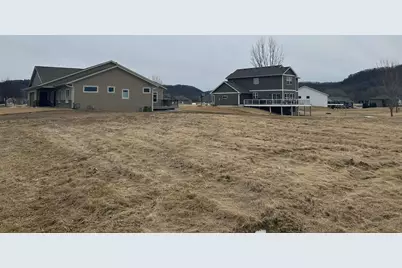 1429 Woodland Way, Lake City, MN 55041 - Photo 4