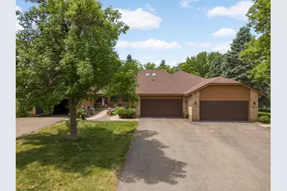 14589 Embassy Avenue, Apple Valley, MN 55124 - Photo 2