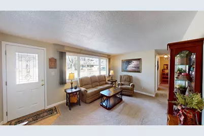 418 Ridge Road, Albert Lea, MN 56007 - Photo 4