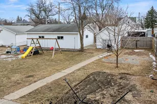 205 Ring Ave N, Canby, MN 56220 - Photo 4