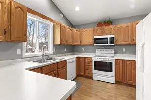 348 Pondview Ln, Saint Joseph, MN 56374 - Photo 8