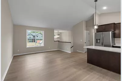 3250 Nottingham Road S, Saint Cloud, MN 56301 - Photo 4