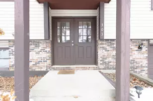 303 Heather Ln, Long Lake, MN 55356 - Photo 4