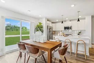 3085 Hemlock St, Little Canada, MN 55117 - Photo 4