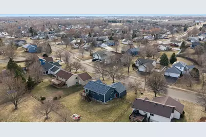 9042 Kentucky Avenue N, Brooklyn Park, MN 55445 - Photo 20