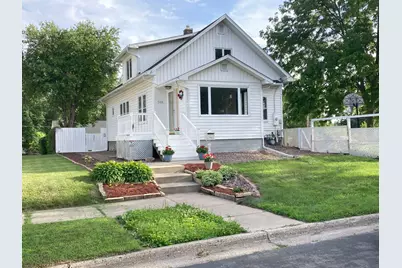 508 Oak Avenue SW, Montgomery, MN 56069 - Photo 1