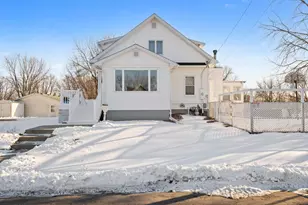 508 Oak Ave SW, Montgomery, MN 56069 - Photo 1