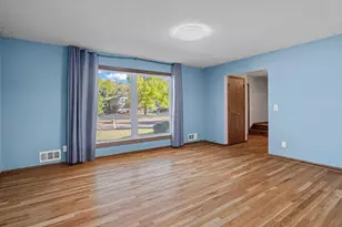 1701 W 138th St, Burnsville, MN 55337 - Photo 10