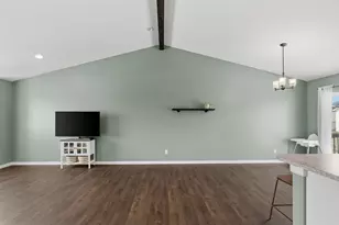 527 Pond View Dr SE, Lonsdale, MN 55046 - Photo 4