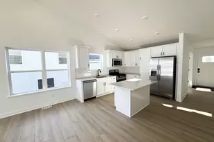 1922 Ironwood Dr, Carver, MN 55315 - Photo 2