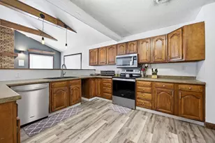 2802 Brookdale Rd, Moorhead, MN 56560 - Photo 16