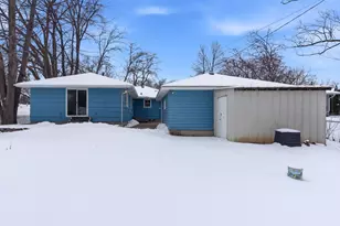 3418 Xenia Ave N, Crystal, MN 55422 - Photo 8