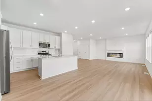 7604 Norway Ln, Lino Lakes, MN 55014 - Photo 8