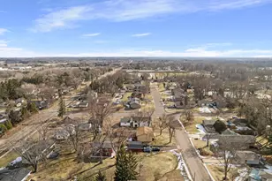 4916 Granada Ave N, Oakdale, MN 55128 - Photo 48