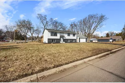 4916 Granada Avenue N, Oakdale, MN 55128 - Photo 18