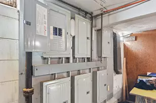 644 Sherwood Ave, Saint Paul, MN 55106 - Photo 10