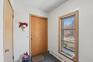 644 Sherwood Ave, Saint Paul, MN 55106 - Photo 4