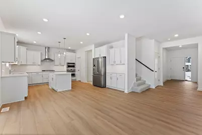 266 6th Street NW, Delano, MN 55328 - Photo 2