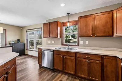 593 Stonewood Way, Burnsville, MN 55306 - Photo 6