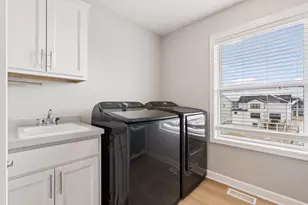 4646 Carnation Ct, Minnetrista, MN 55331 - Photo 44