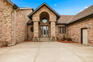 2177 Mill Pond Dr, Saint Cloud, MN 56303 - Photo 2