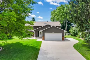 5898 144th St W, Apple Valley, MN 55124 - Photo 1