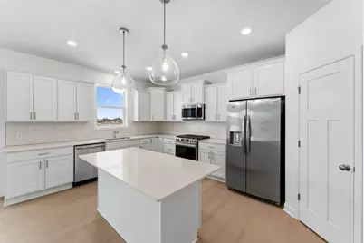 20302 Gallifrey Way, Lakeville, MN 55044 - Photo 8