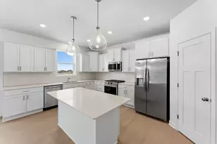 20302 Gallifrey Wy, Lakeville, MN 55044 - Photo 8