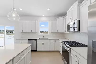 20300 Geneva Trail, Lakeville, MN 55044 - Photo 8