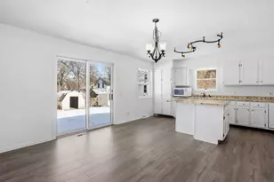 16 14th St NW, Faribault, MN 55021 - Photo 12