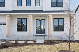 10226 Peony N, Maple Grove, MN 55311 - Photo 2