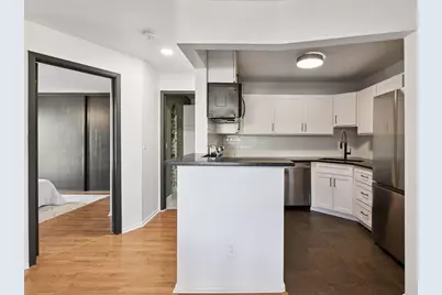 2030 Ridge Drive #31, Saint Louis Park, MN 55416 - Photo 2