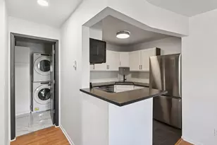 2030 Ridge Dr, Saint Louis Park, MN 55416 - Photo 4