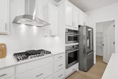 2351 Tyrone Drive, Shakopee, MN 55379 - Photo 4