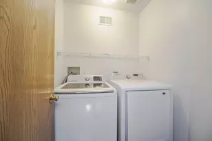 13049 Crimson Clover Ln, Eden Prairie, MN 55347 - Photo 16