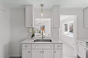 4241 Yosemite Ave S, Saint Louis Park, MN 55416 - Photo 12