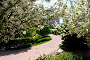 7400 Edinborough Way, Edina, MN 55435 - Photo 36