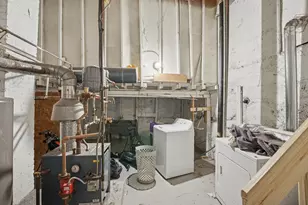 1316 E 2nd St, Duluth, MN 55805 - Photo 22