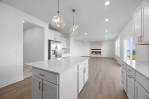 12091 Aurora St, Rogers, MN 55374 - Photo 2