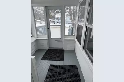 860 Montana Avenue, Benson, MN 56215 - Photo 10