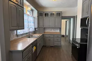 860 Montana Ave, Benson, MN 56215 - Photo 12