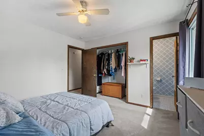 239 Highwood Drive, Chaska, MN 55318 - Photo 16