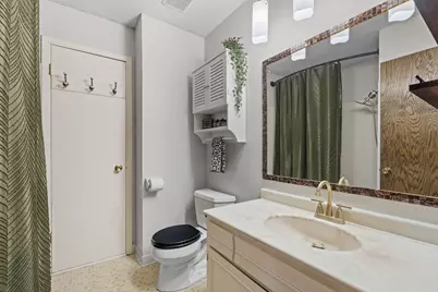 239 Highwood Drive, Chaska, MN 55318 - Photo 12