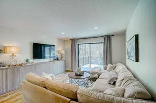 4318 Highland Dr, Shoreview, MN 55126 - Photo 8